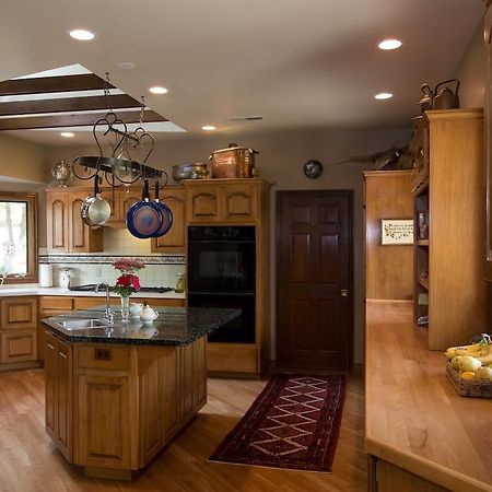 Idahome Bed And Breakfast Пост-Фолс Экстерьер фото